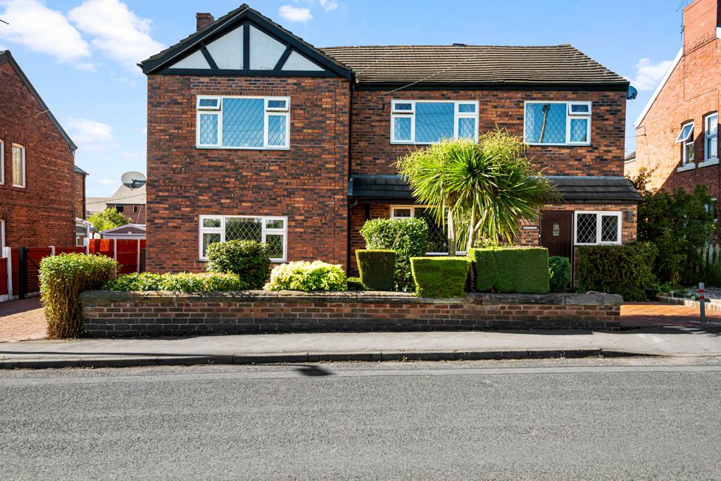 Rilshaw Lane, Winsford CW Estate Agents